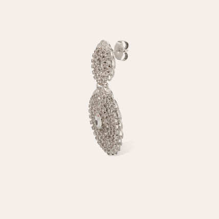 Pendientes «Onde» con cadena y pedrería plateada