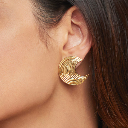 Boucles d'oreilles puces Luna Wave dorées