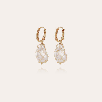 Tao Biwa gold earrings