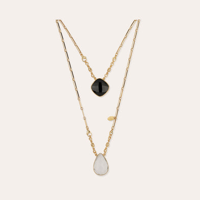 Collar con escapulario con incrustaciones doradas - Ónix negro