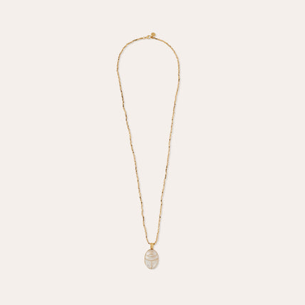 Collar largo «Lucky Scarabée» dorado - Nácar blanco