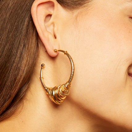 Maranzana gold hoop earrings
