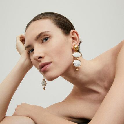 Boucles d'oreilles Silenza dorées - Opale blanche