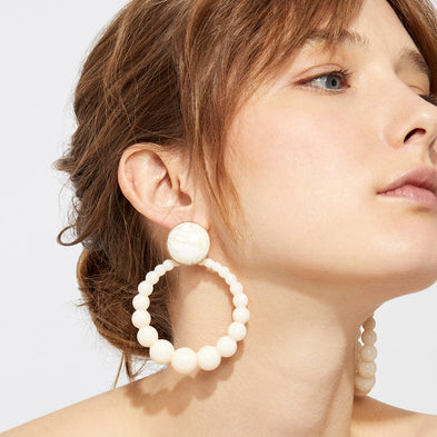 Andy large model acetate gold earrings - White