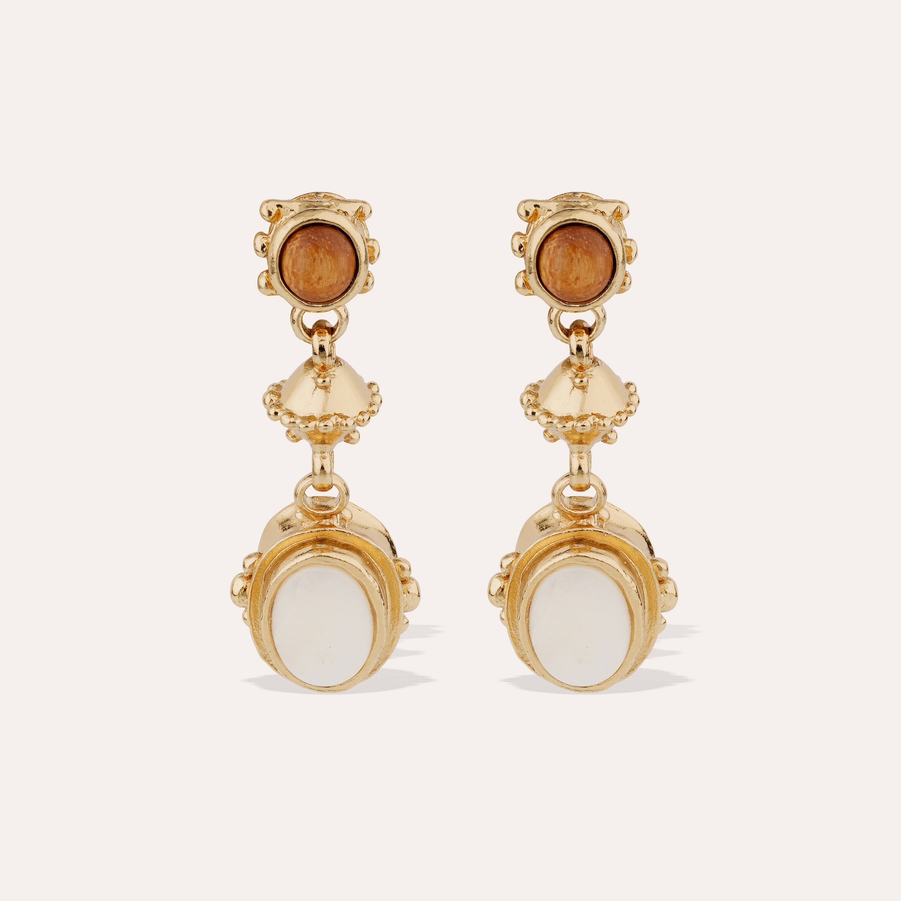 Boucles d'oreilles Amarante trois rangs dorées - Nacre blanche & Bois