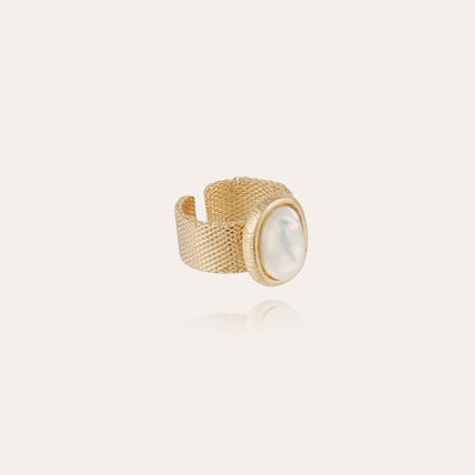 Bague Totem Ovo grand modèle dorée - Nacre blanche
