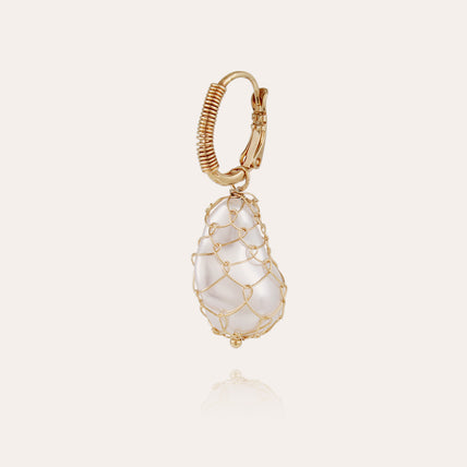 Tao Biwa gold earrings