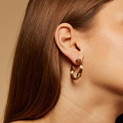 Ariane small gold hoop earrings