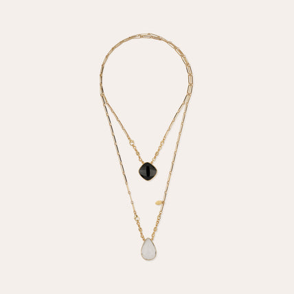 Collar con escapulario con incrustaciones doradas - Ónix negro