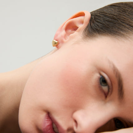 Boucles d'oreilles puce Amore dorées