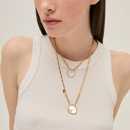 Collier Scapulaire Serti doré - Cristal & Nacre blanche