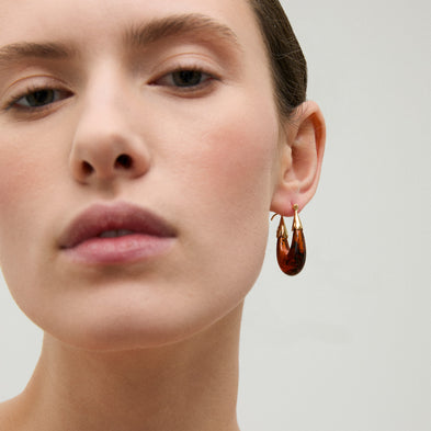 Boucles d'oreilles Ecume petit modèle acétate dorées - Écaille