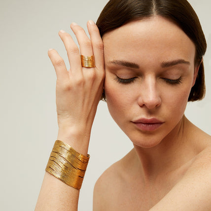 Gold Wave Bracelet