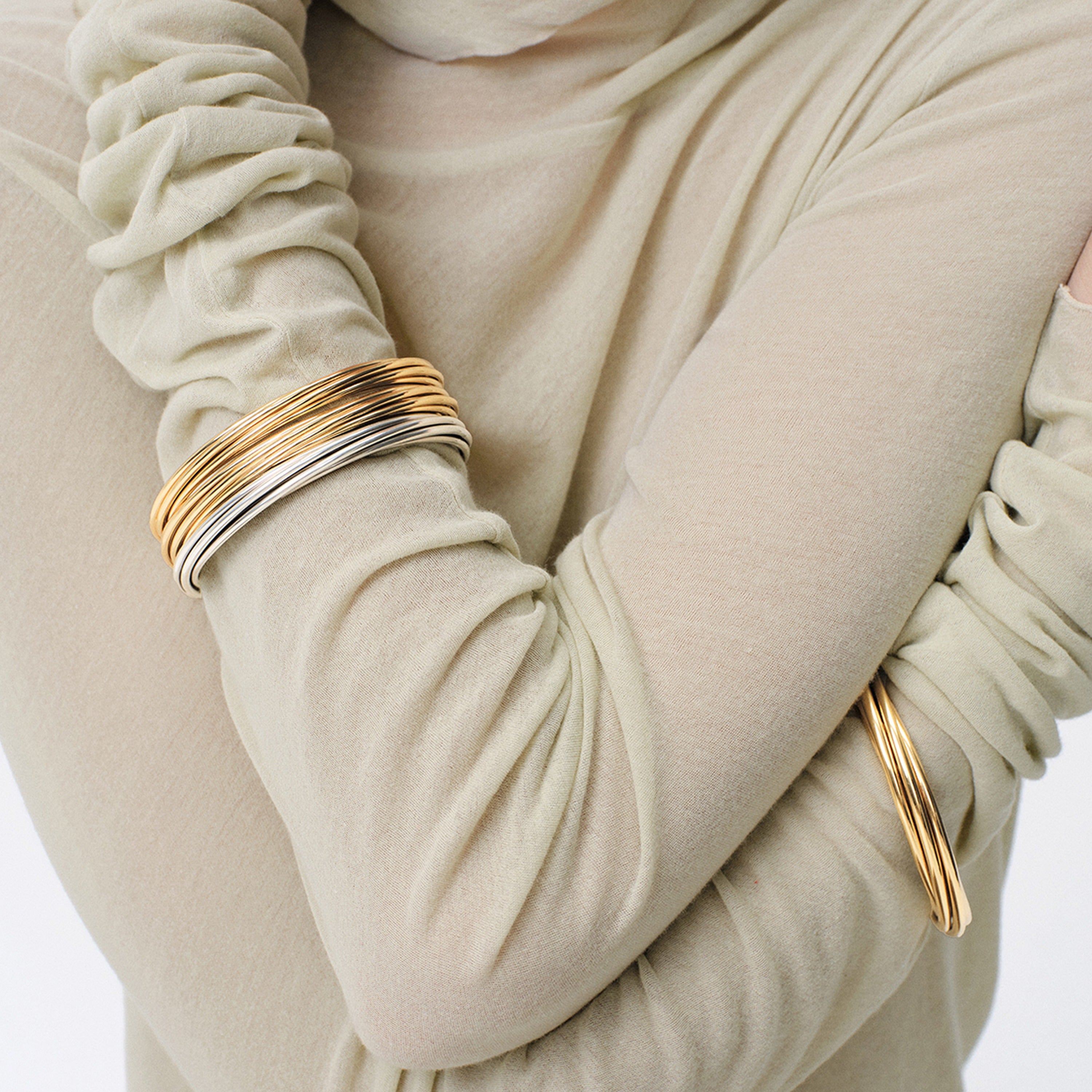Rattlesnake: The Elegance of the Rigid Bracelet – Gas Bijoux