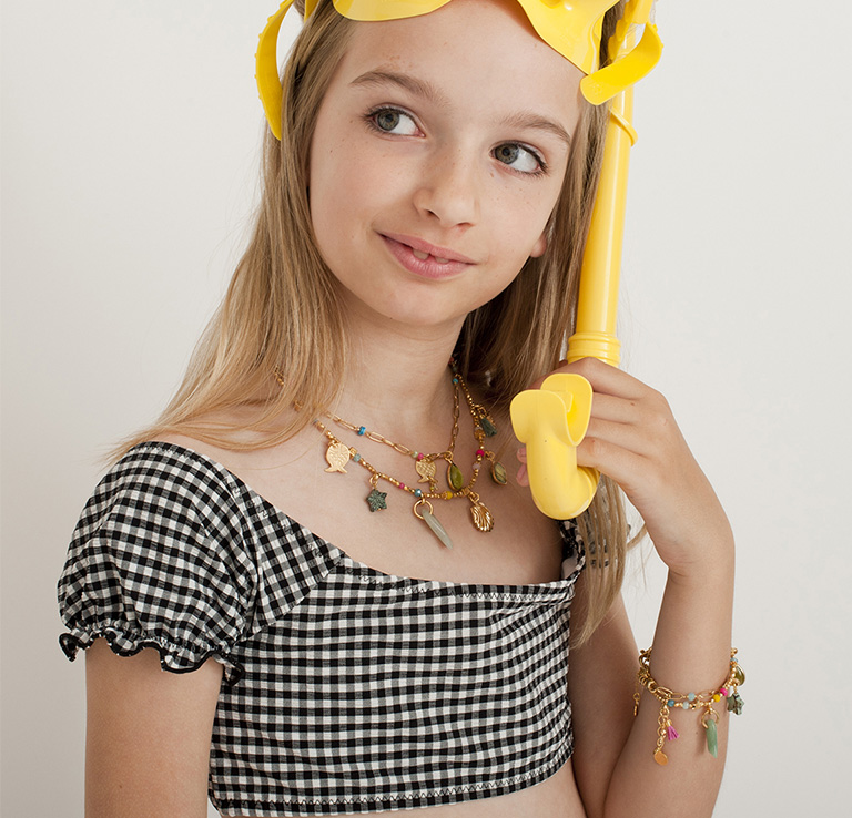 Colliers pour enfant : des bijoux élégants et fantaisie pour les petites  fille