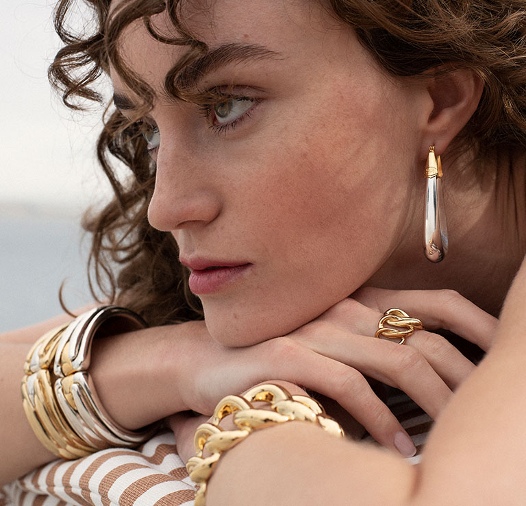 Women's Jewelry Gas Bijoux: earrings, bracelets, necklaces, pendants, rings