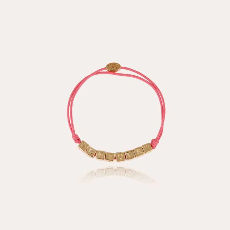 Bracelets de cordon pour enfant : des bijoux colorés pour les petites  filles.