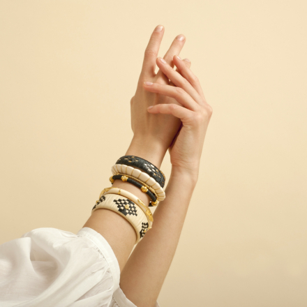 Women's Bracelets: Rediscover the Joy of Wearing Jewelry